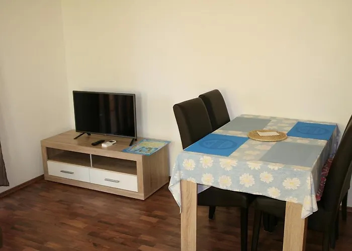 Daire By The Sea Kanica, - 20057 *